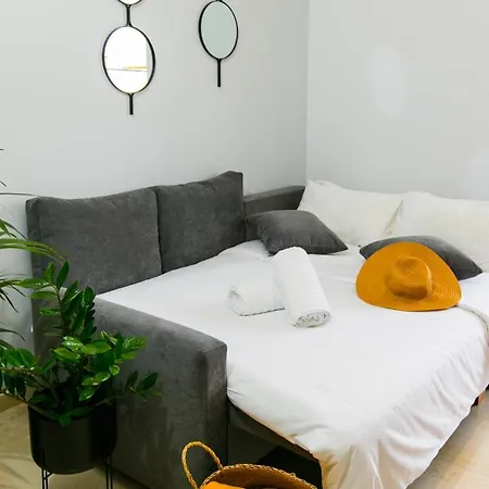 Apartment #avant_garde #beach 2',downtown 5'